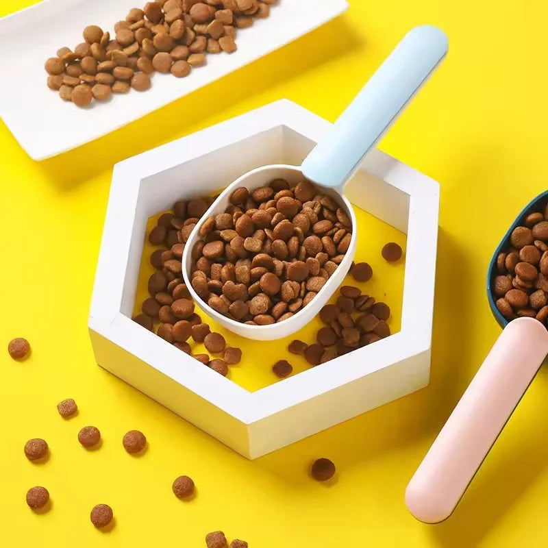 Pet Food Scoop With Clip Handle Multi - Purpose Pet Supplies Food Spoon Dog Cat Food Shovel Portable Thickened ABS Pet Scoop